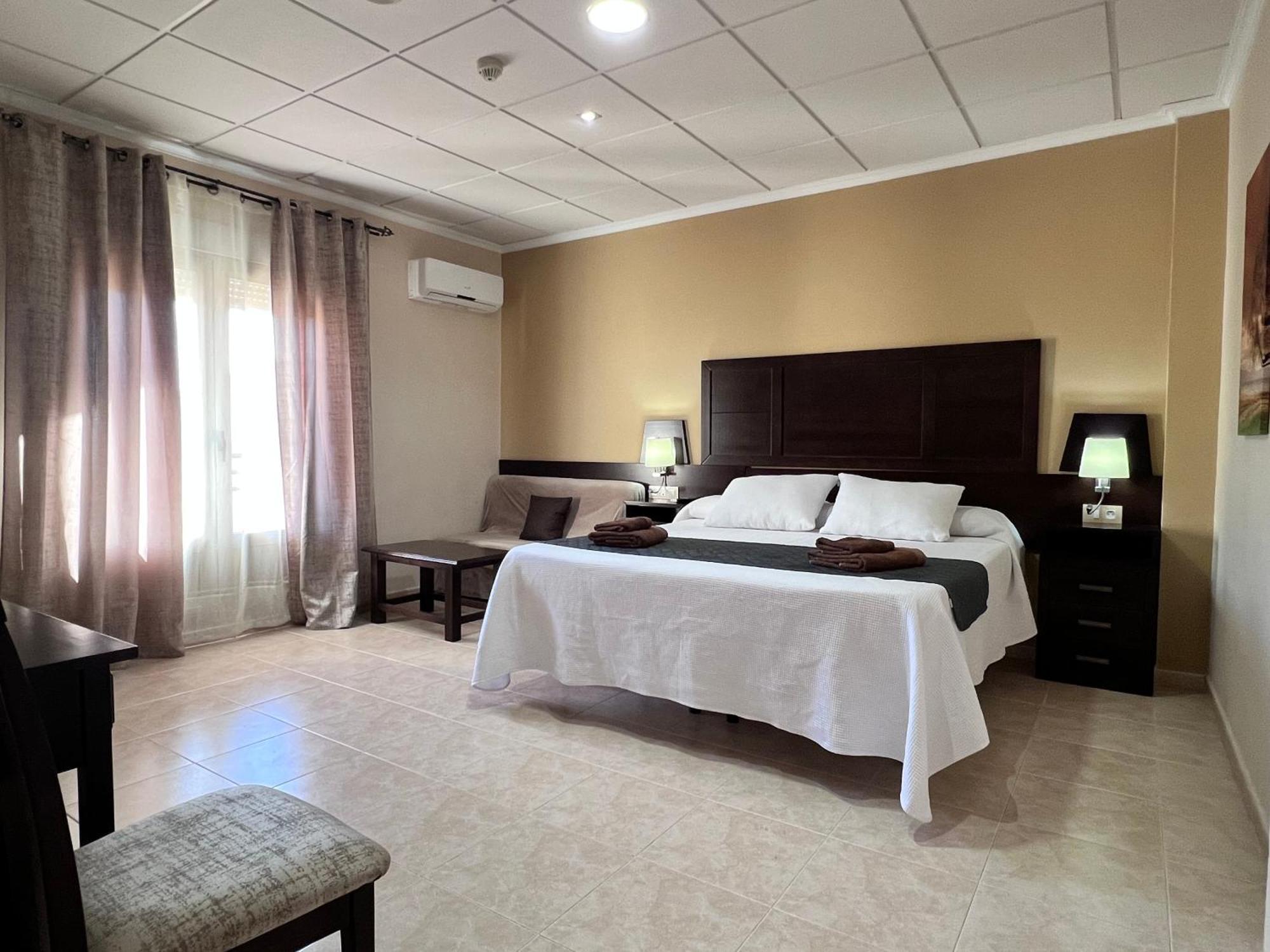 Hotel Don Juan Puente De Genave Exterior photo